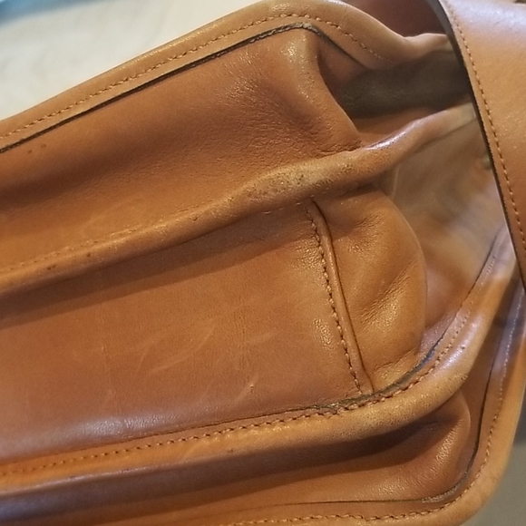 Coach gorgeous camel colored leather briefcase - Picture 15 of 16